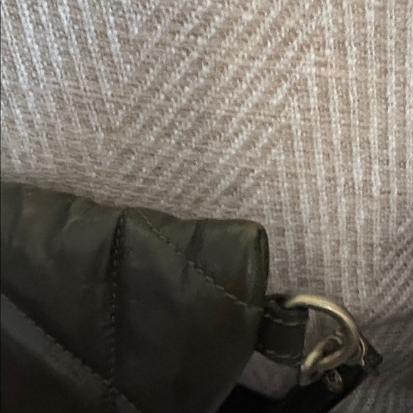 Patricia Nash Tinchi Crossbody With Dust Bag. Olive Quilted Leather. EUC - Picture 5 of 8